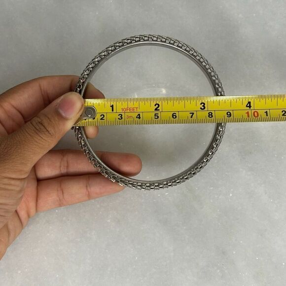 Zara Woven Metal Art Deco Style Snake Mesh Bangle Bracelet Silver-tone OS - Picture 4 of 4
